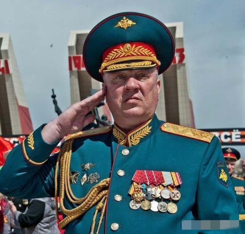 油轮被扣，俄喊击沉，海上暗战升级一月七号那天，美军从“福特号”航母上派出直升