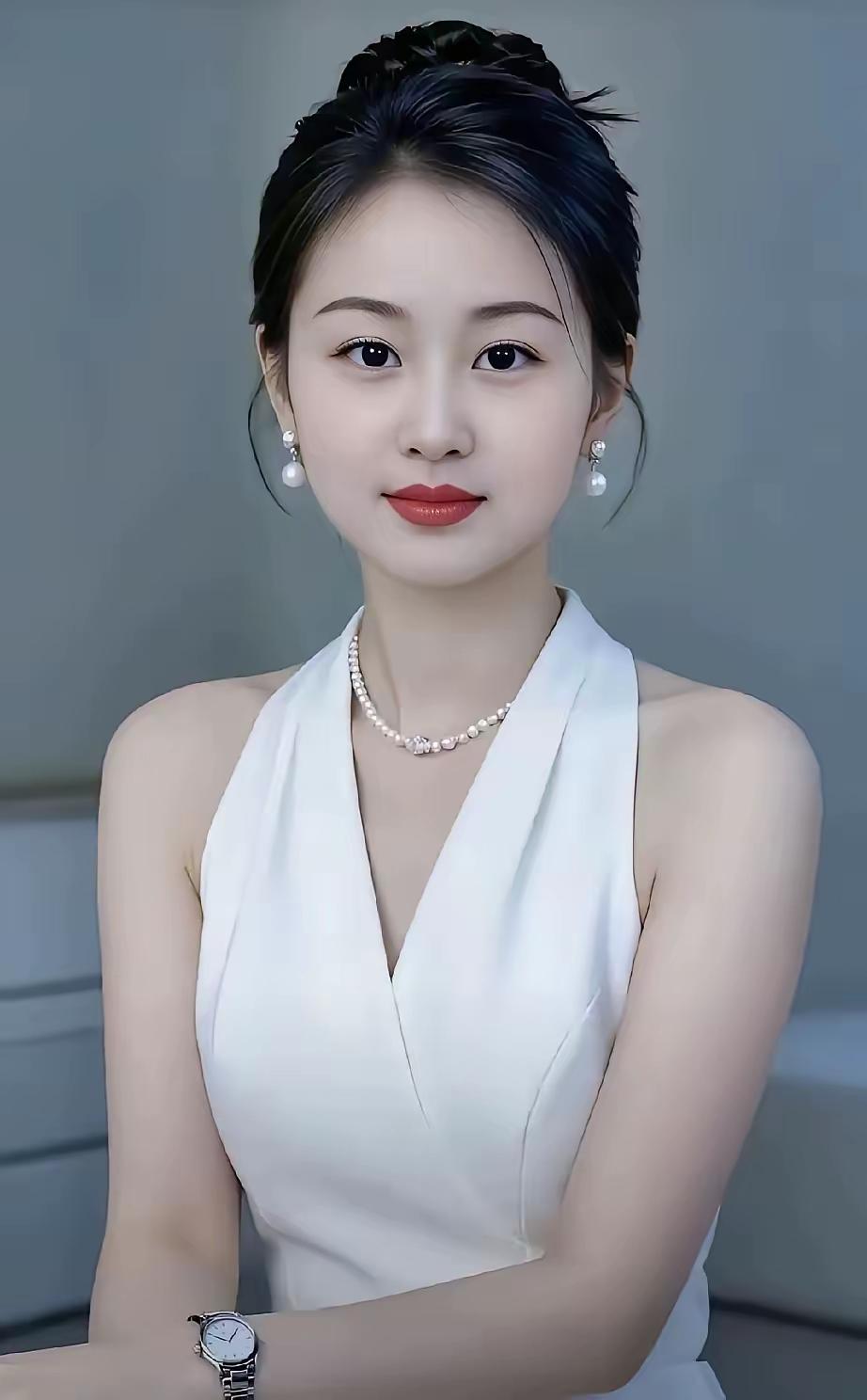 人最难悟透和看破的是什么?对金钱的渴望、对权力的向往，让无数人在尘世中疲于奔