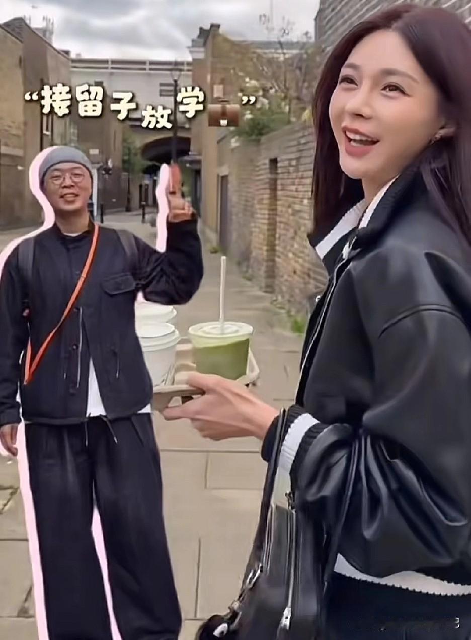 难道沈梦辰不知道杜海涛喜欢吴昕吗？这个答案显而易见。沈梦辰无非是为了海涛的名和利