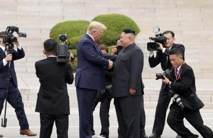 美国又要制裁朝鲜船只，金正恩为啥不买账？这次会出啥事。特朗普最近又想见朝鲜领导