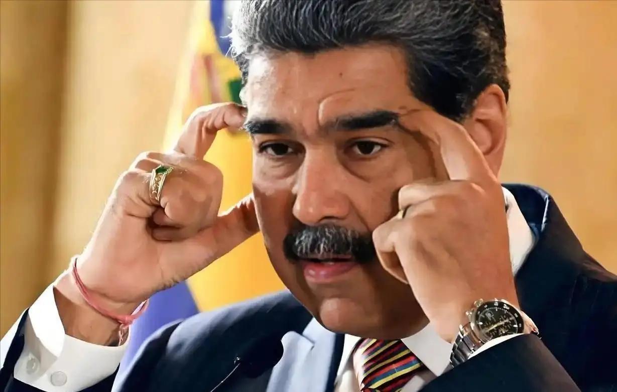 看到伊朗的情况，委内瑞拉民众肠子都悔青了 三个多月前，当美军突袭加拉加斯、带