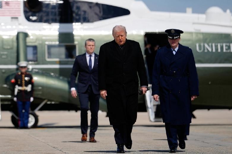 中东战火备受全球关注。美国国家情报总监加巴德（TulsiGabbard）周三（