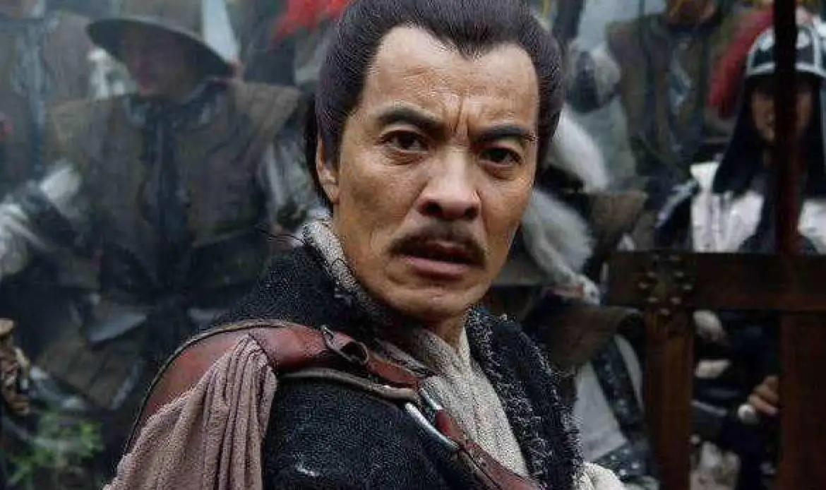 李自成席卷中原后，先后袭杀了“曹操”、贺一龙、袁时中等昔日盟友，强行吞并其军队。