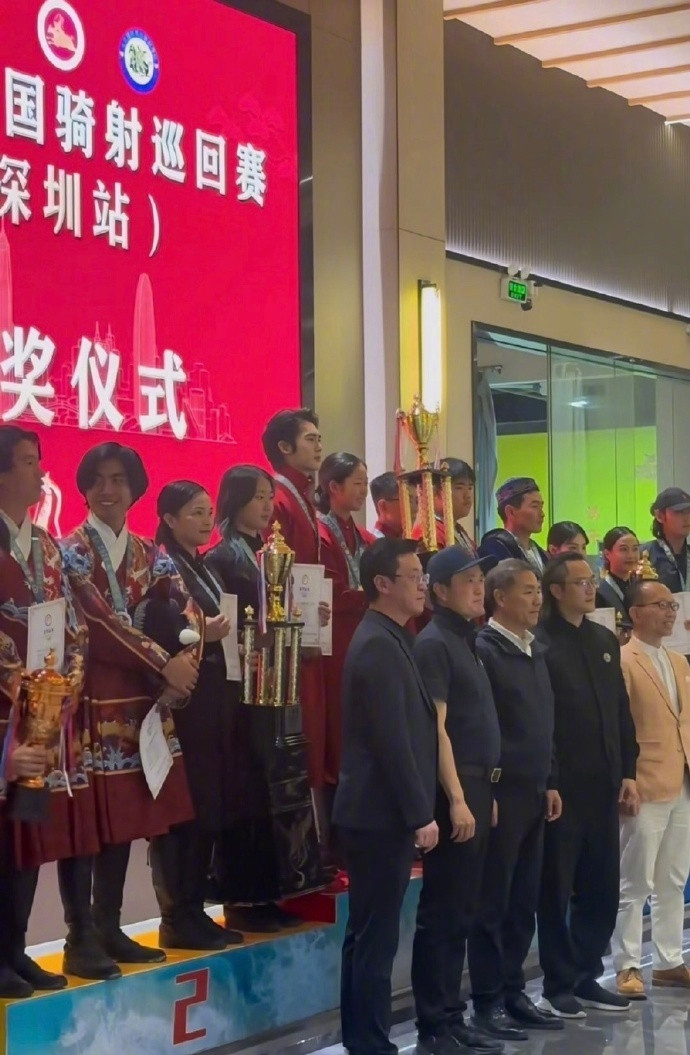 于适升职了中国骑射运动中心执行主任，并且他代表的广东队还获光启式团体赛冠军，厉害