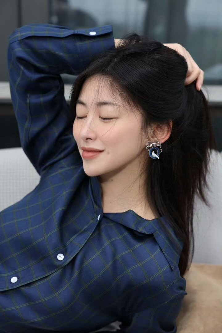 朱珠素颜满40减20内娱素颜天花板必须有朱珠！无妆依旧精致耐看，皮肤状态好到离