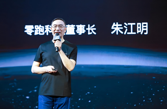 零跑豪言“明年智驾第一梯队”, 车主们懵了……|次世代车研所
