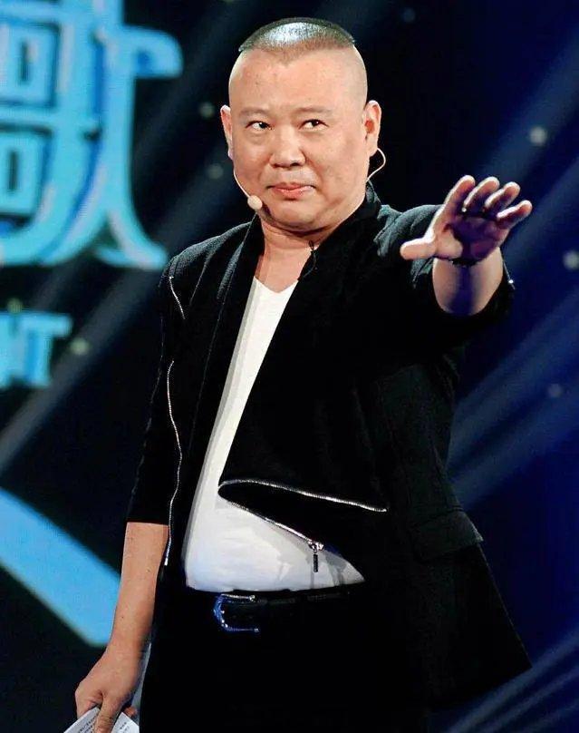 郭德纲不道歉有两种可能：1.不屑于道歉一旦道歉了，在同行或是徒弟面前跟丢面，毕竟