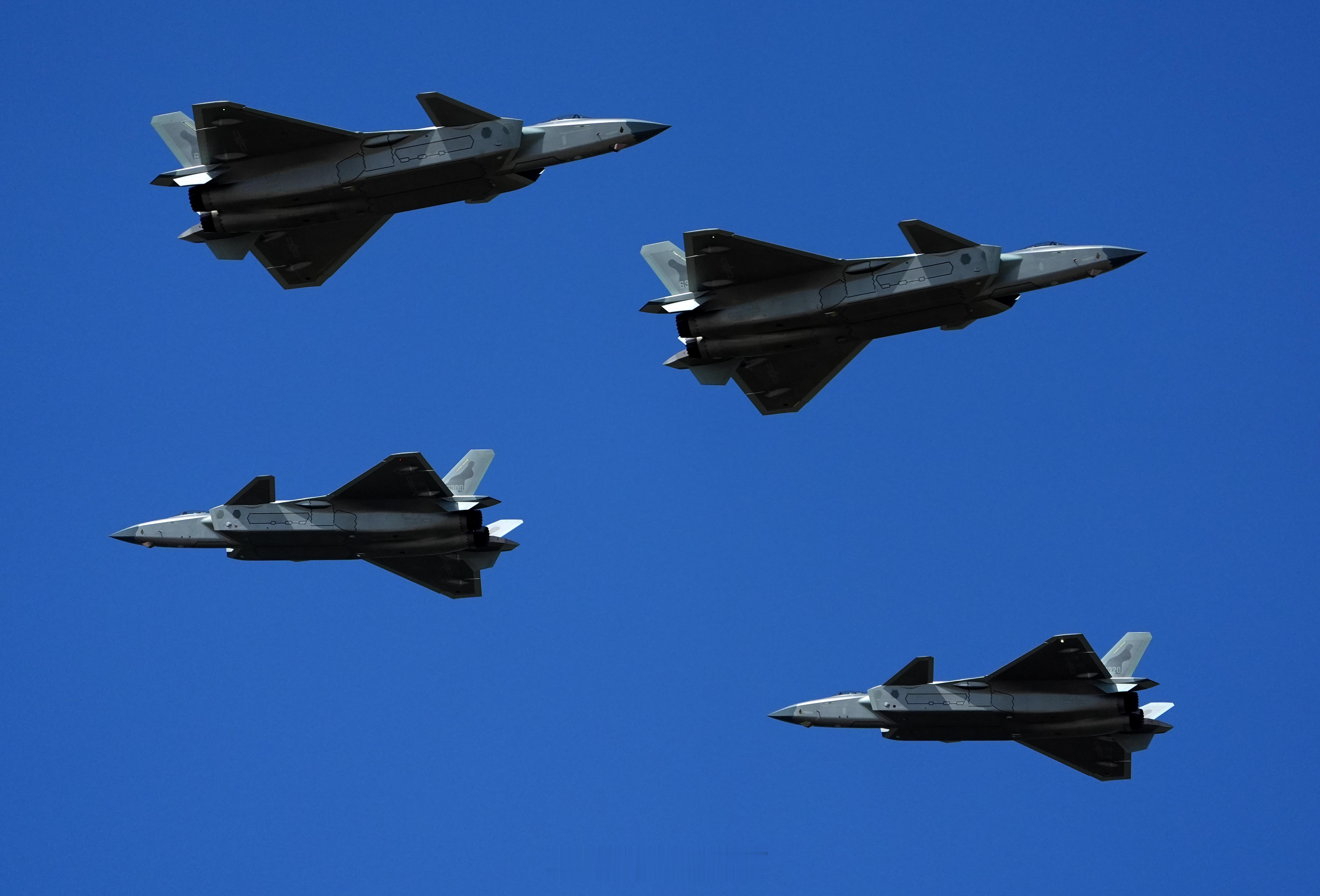 ？？？中国最新空空导弹PL-16能否对抗美国同类武器？专家给出的答案是「大概可以