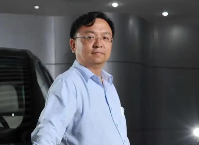 俞敏洪问王传福：“你的公司为什么要取名叫比亚迪？”王传福摆摆手：“我也不想取这个名字，但当时实在是被
