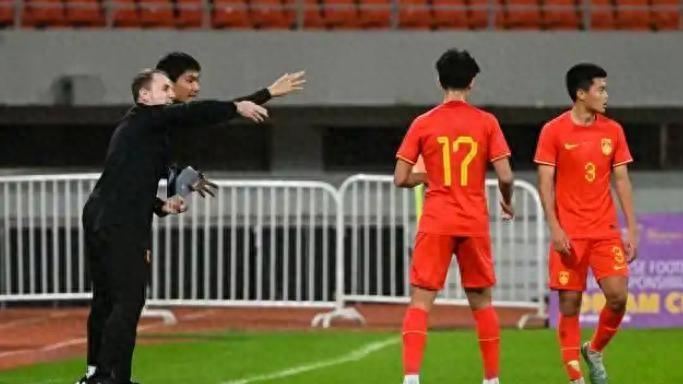 U20亚洲杯: 小伙子们, 深圳集结! 全力冲刺!