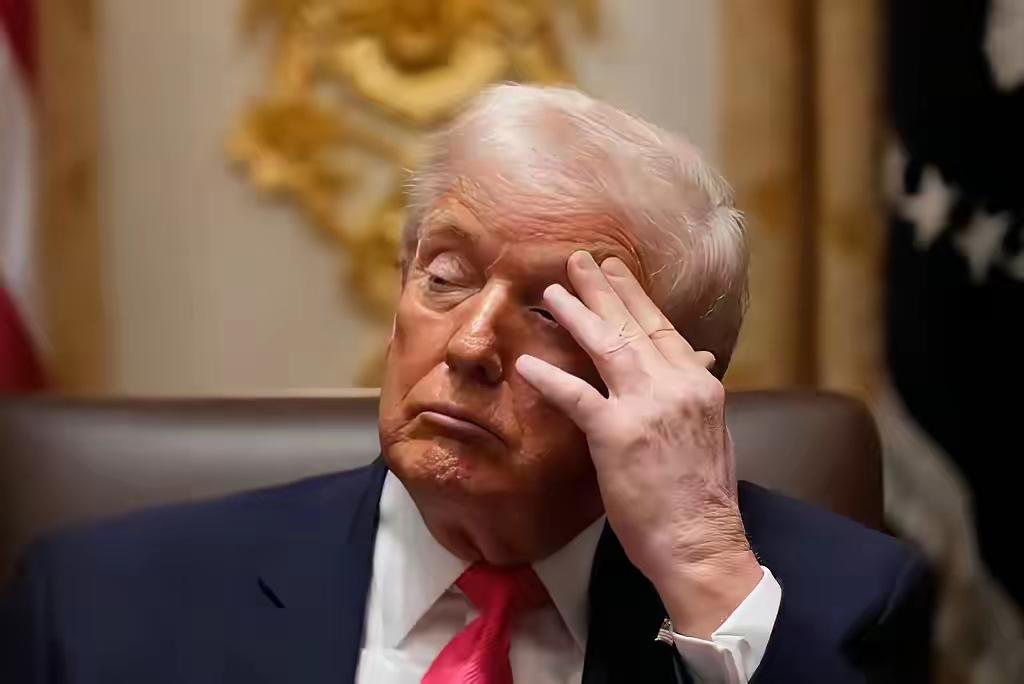 特朗普很失望，不管他提出来要搞G2还是搞C5，中国都是雷打不动置之不理。美国