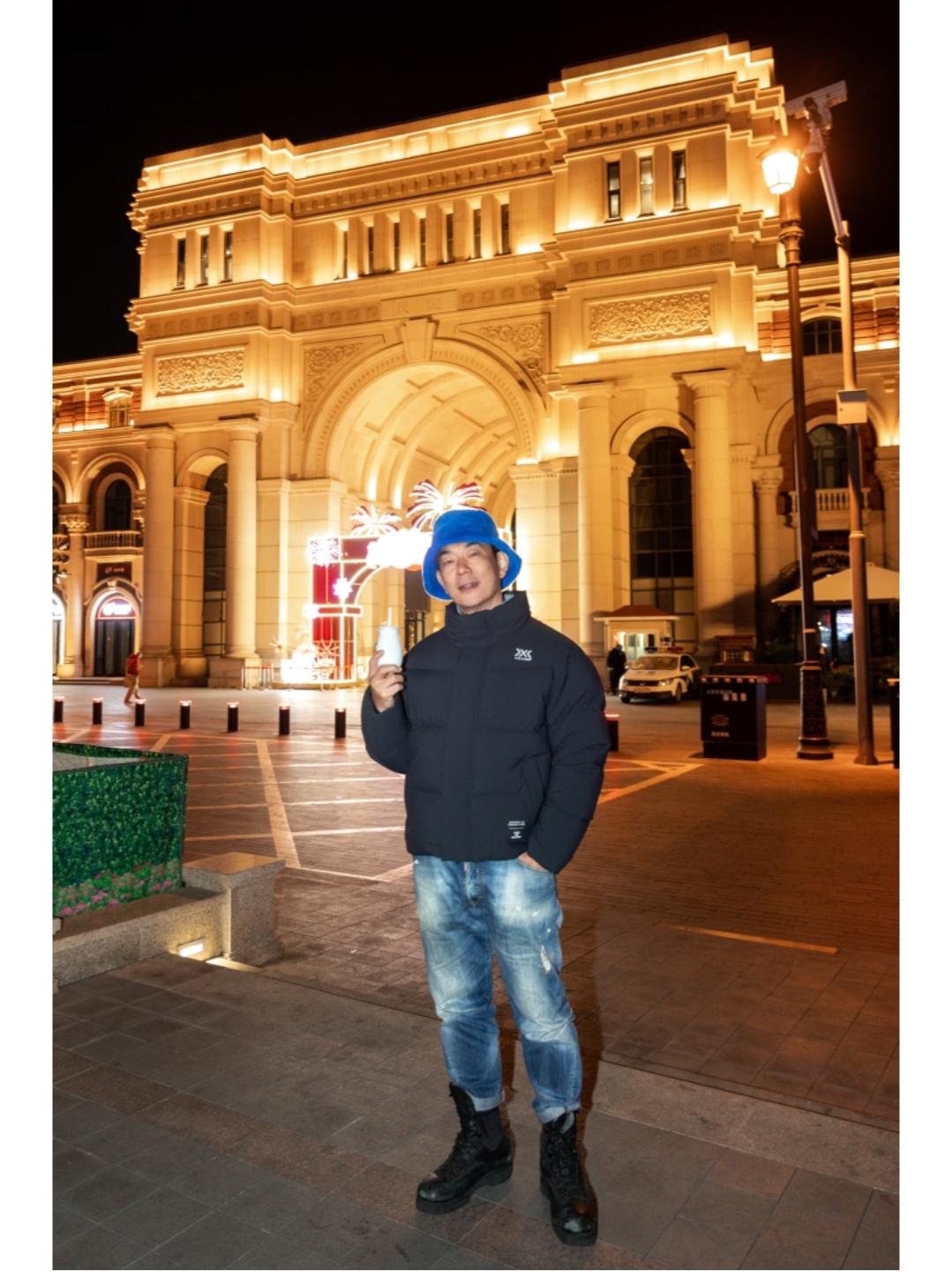 任贤齐，最钟爱靴子。