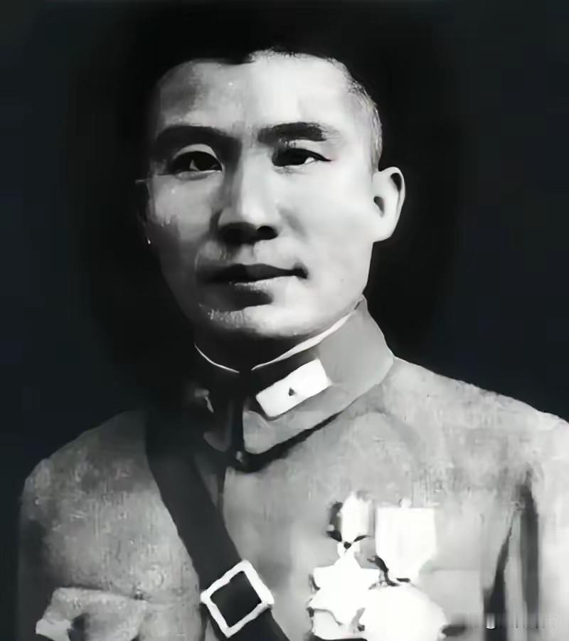 1941年日军毒战攻陷高安，王耀武强忍悲痛，誓要为牺牲弟兄报仇1941年，日