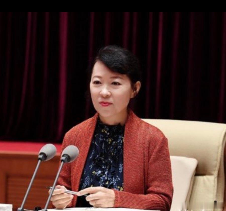 王莉霞被逮捕王教授，年轻时真是个美人儿呀！