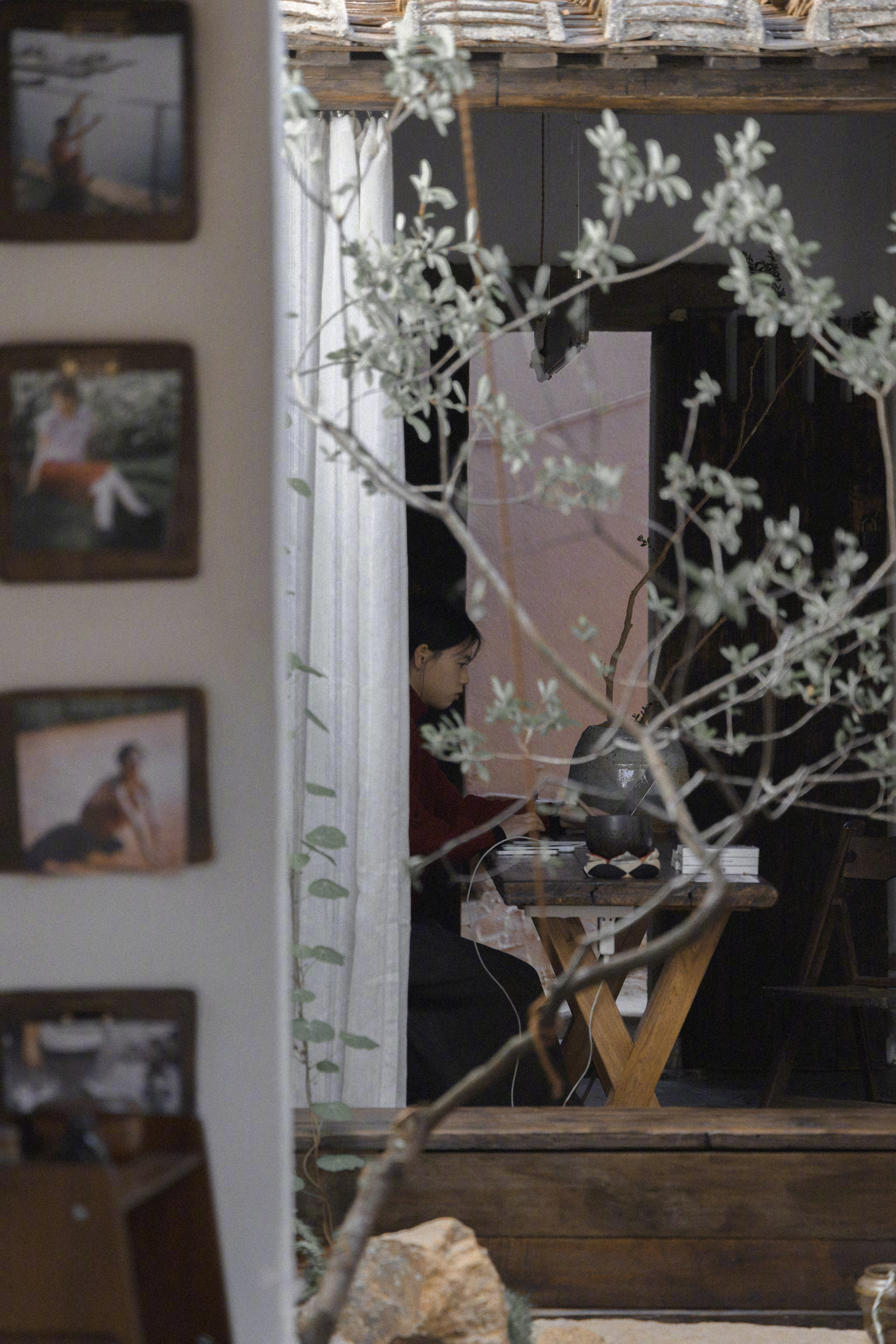 「任何人，只要和问题周旋得足够久，都会变得更聪明。」