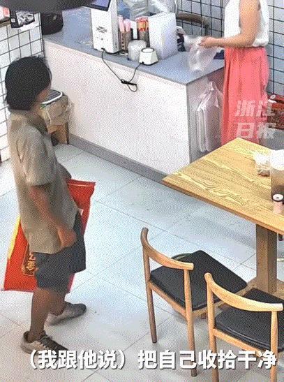 “善有善报”10月14日广州，一小伙蓬头垢面三次走进快餐店找吃的，老板见状每次都