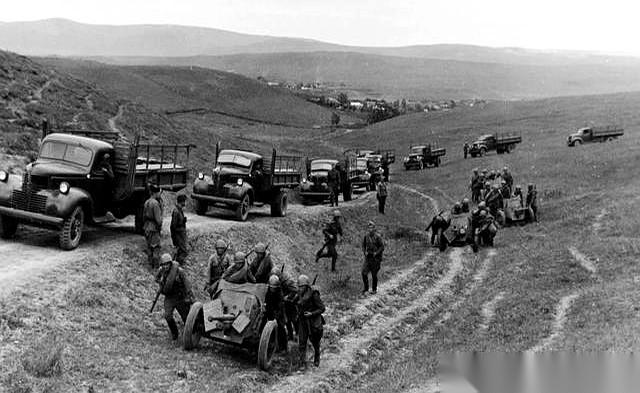 别再光吹库尔斯克了，那根本不是致命一击。那顶多算一记打晃了对手的重拳，让他流了