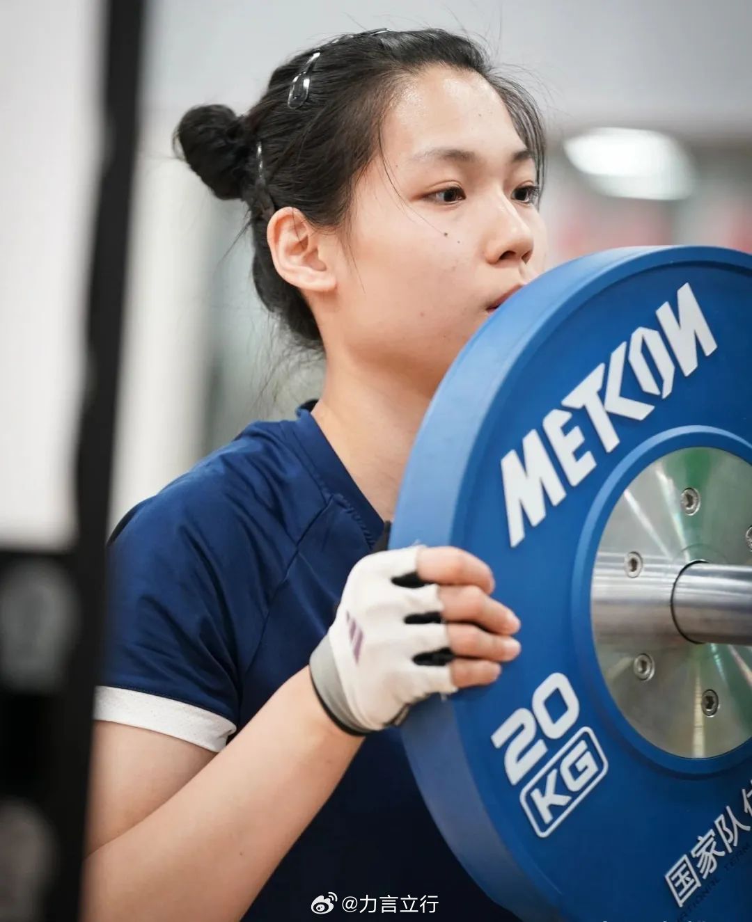 和田由纪子加盟意甲布斯托，佐藤淑乃也能加盟米兰。庄宇珊的经纪人是不是也可以推一推