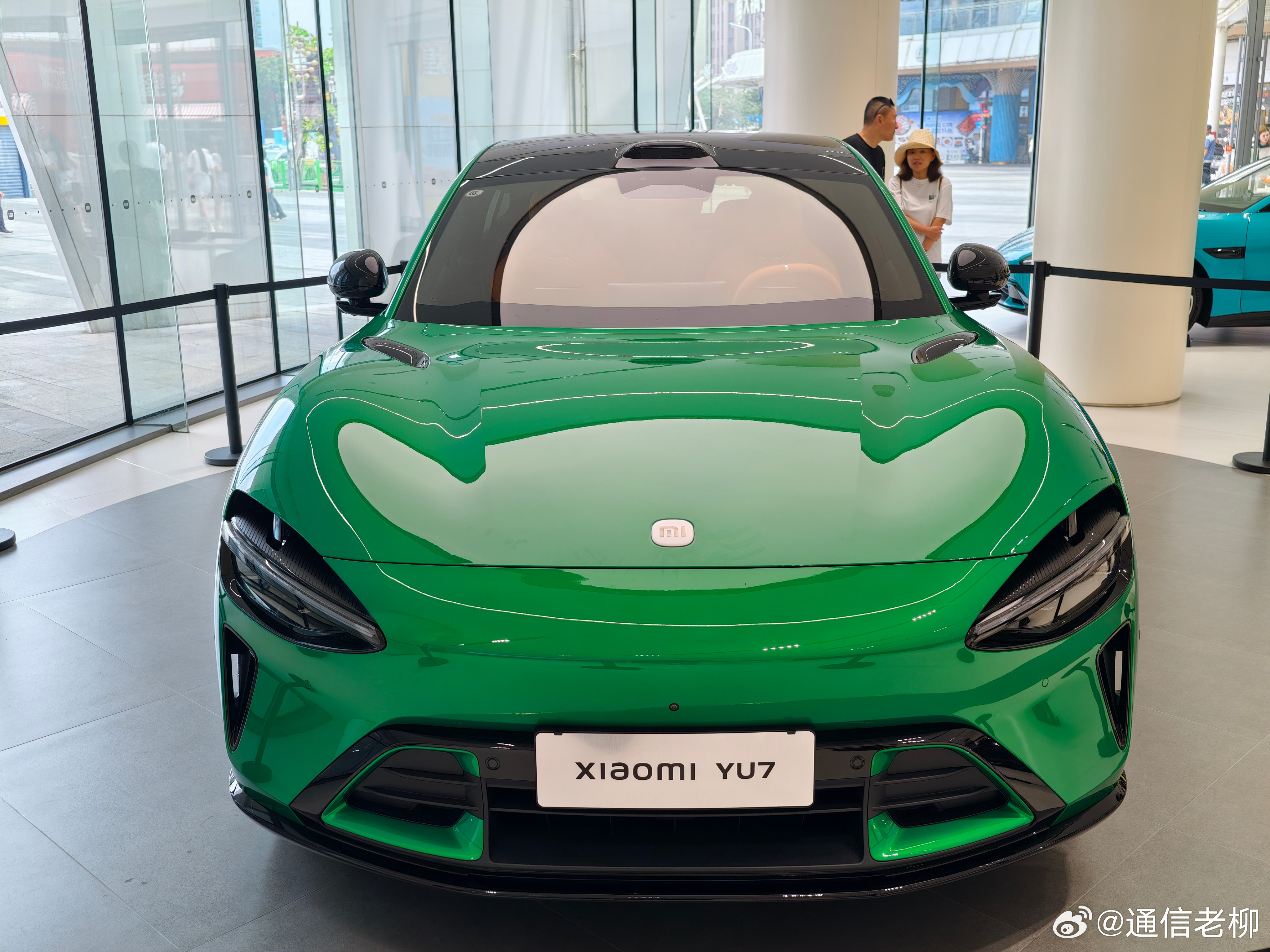 实话实说，仅从外观的质感来看，小米YU7就已经超越其他SUV车型，甩开了特斯拉，