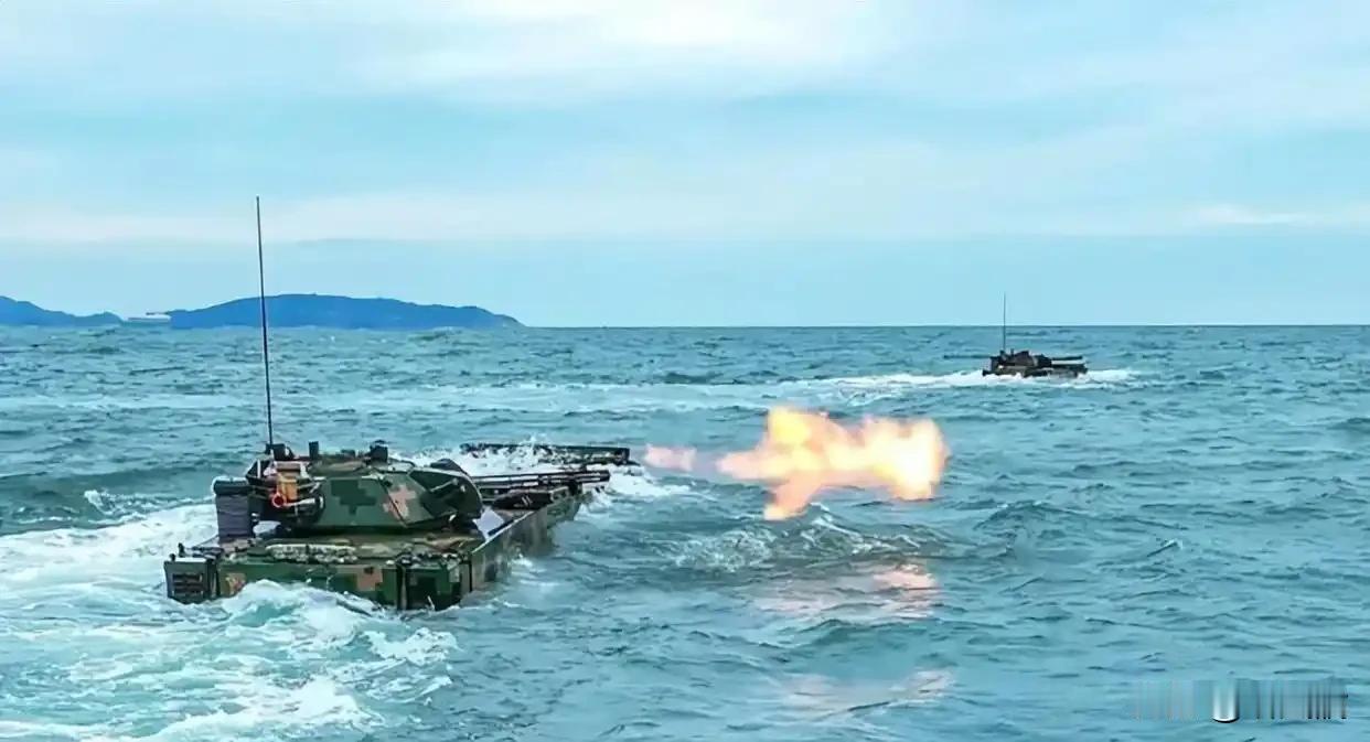10月10日到13日，中国海事局连发航行警告，南海湛江三亚、黄海南北部、渤海秦皇