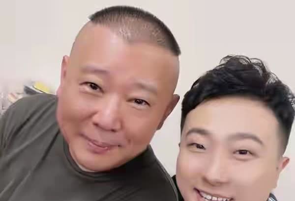 为什么德云社张鹤擎会火？张鹤擎（本名张番）作为相声演员的走红，主要得益于以下