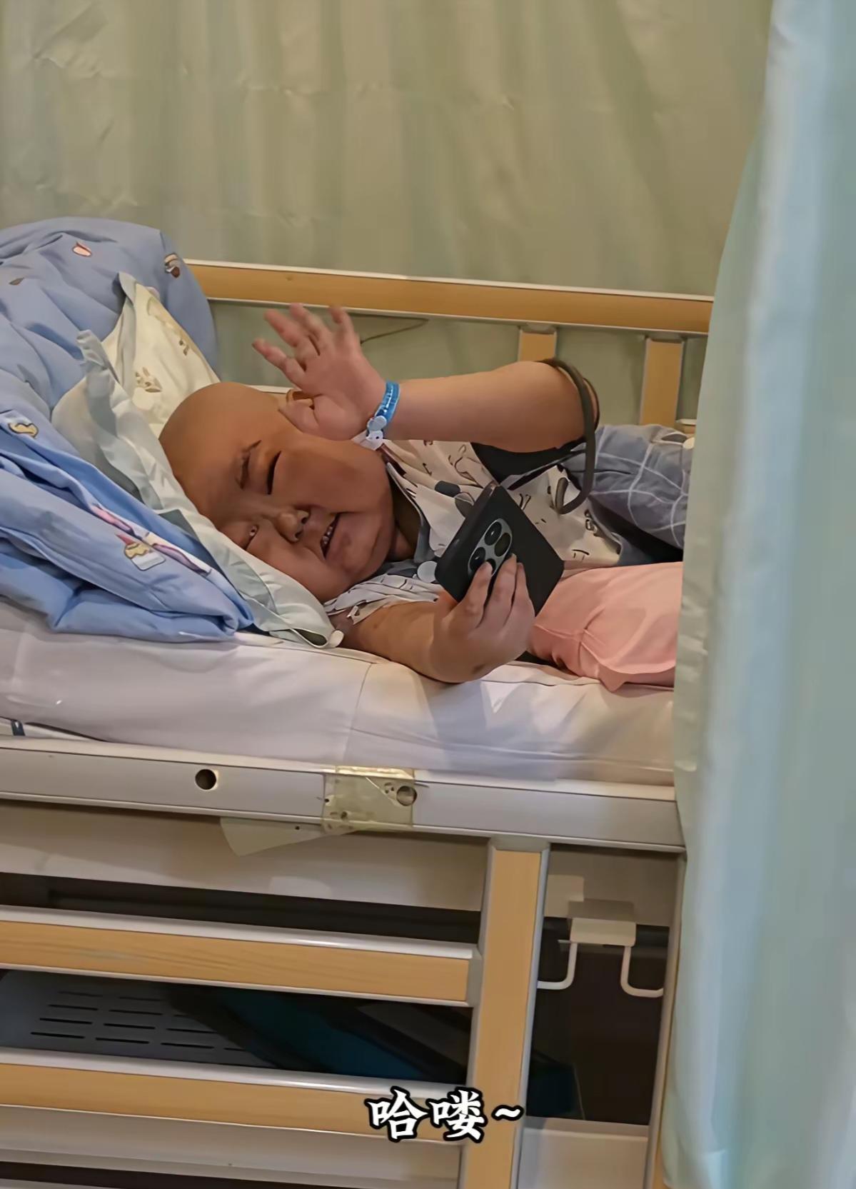 哎呀豪豪可能当时就有预感他要离开人世间了，拉着医生说心里话，就当是交代后事了，每