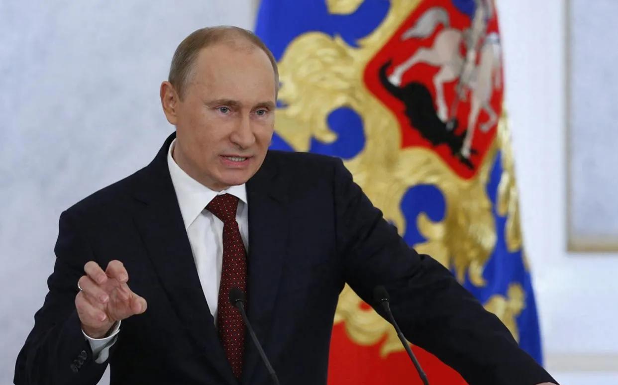 变了，美国对乌克兰的政策变了！美国认为自己是冤大头，现在不当了。美国不再直接资助