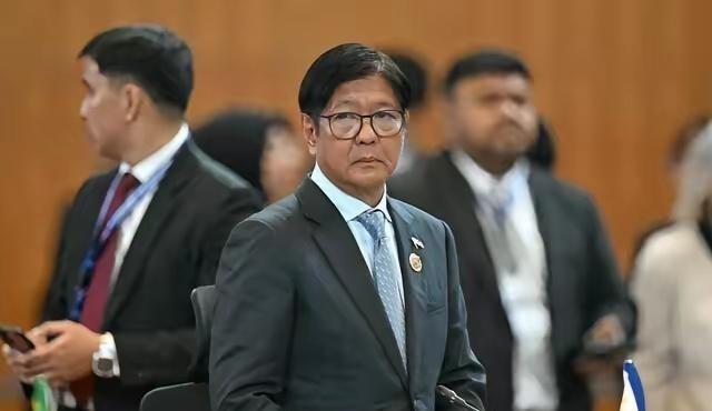 菲律宾美梦破灭,在近日召开的东盟+中日韩峰会上,菲总统马科斯试图就南海问题争取东