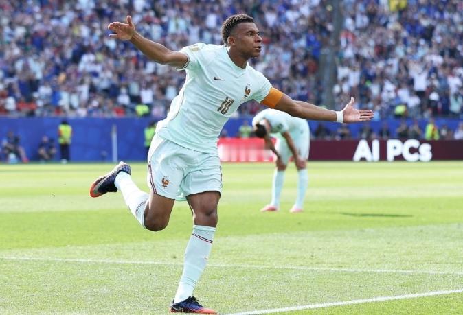 随着法国2-0摩洛哥晋级四强，我有5个地方没看懂：1、摩洛哥上半场1次射门整