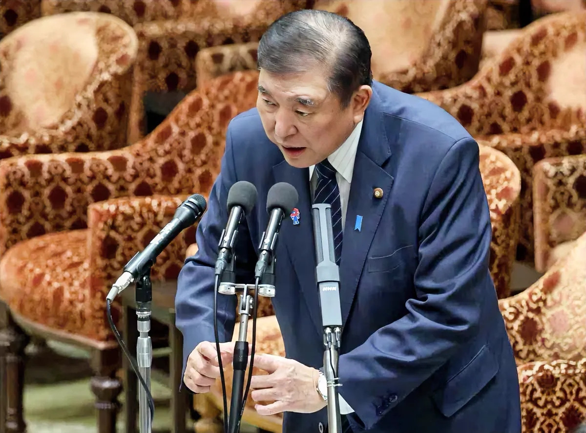 日本首相石破茂3月5日与15名自民党新晋众议员聚餐时，被曝向每人发放价值10万日