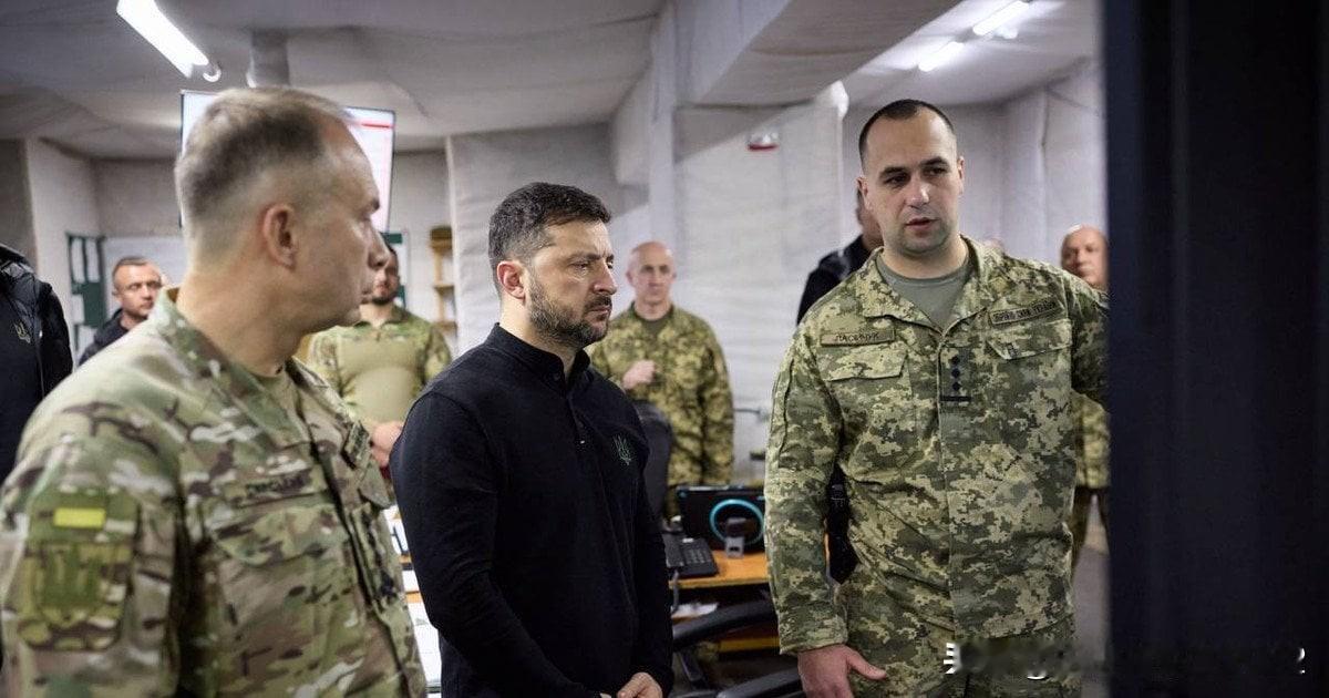 泽连斯基在访问前线后，宣布有关波克罗夫斯克的重要消息俄罗斯军队并没有停止加