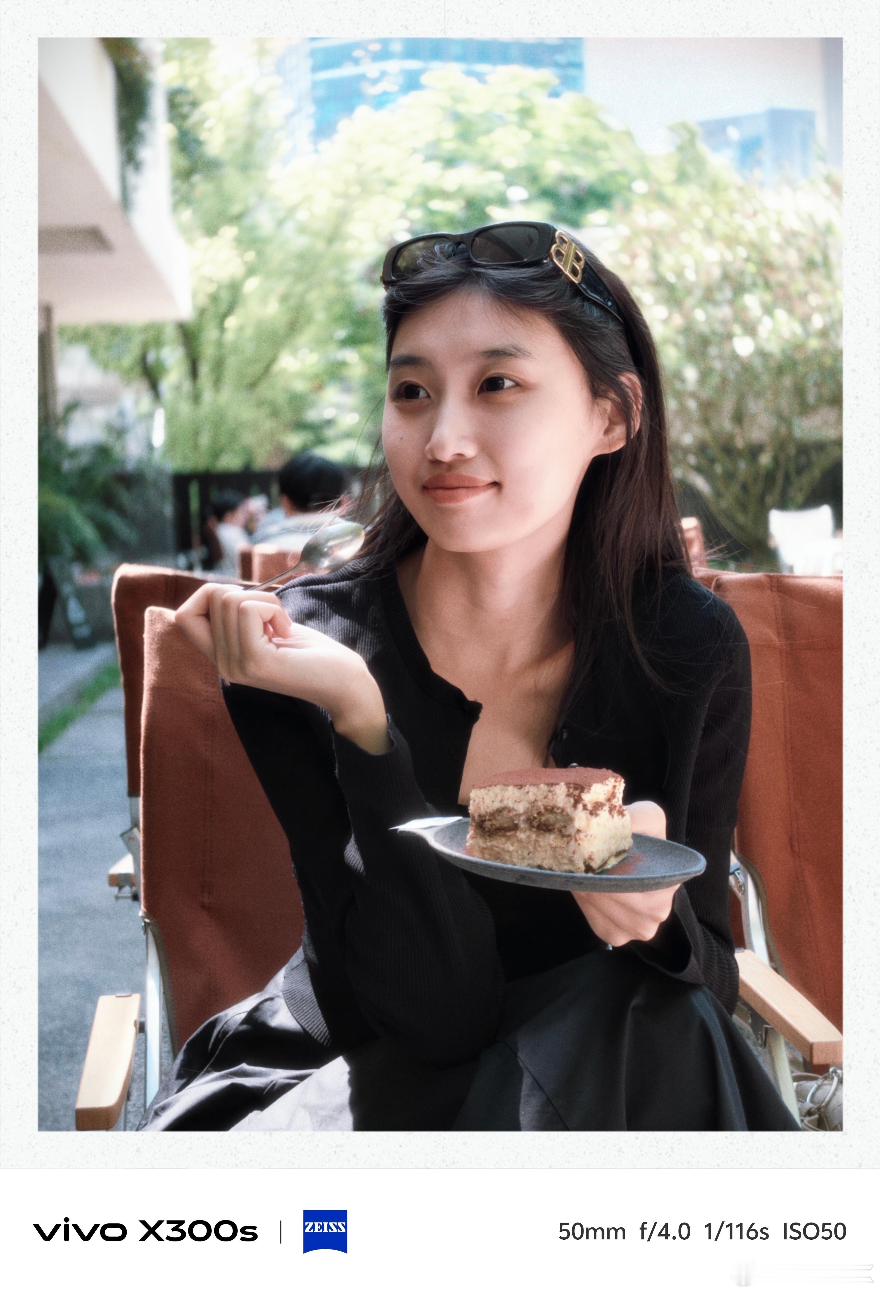 VivoX300S还是太强了今天纯素颜自带撕拉片模式杠杠好看