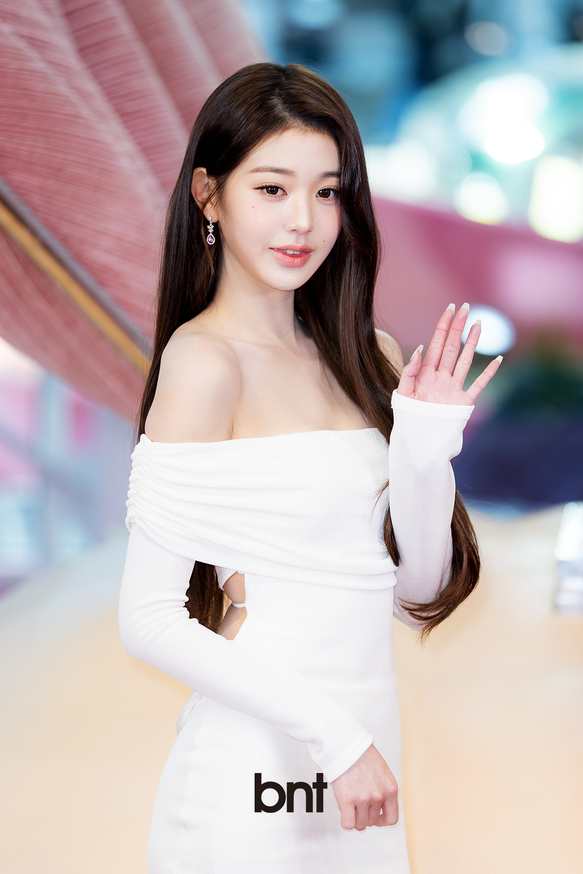 张元英美貌野心家的终极形态对于维纳斯的长相我已有新的人选…