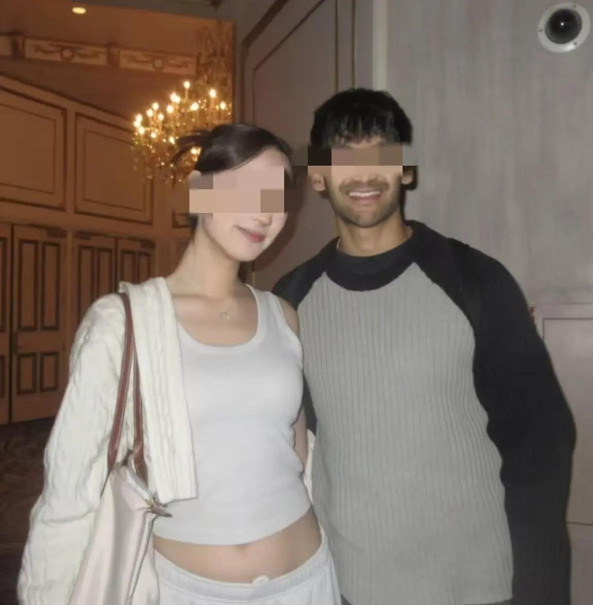 有一位中国女留学生到英国伦敦留学期间，在图书馆认识了一名印度男子，她当时觉得这名