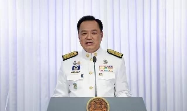 一夜之间，阿努廷无语了，他实在不明白，洪森故技重施，居然发视频爆料阿努廷“背叛友