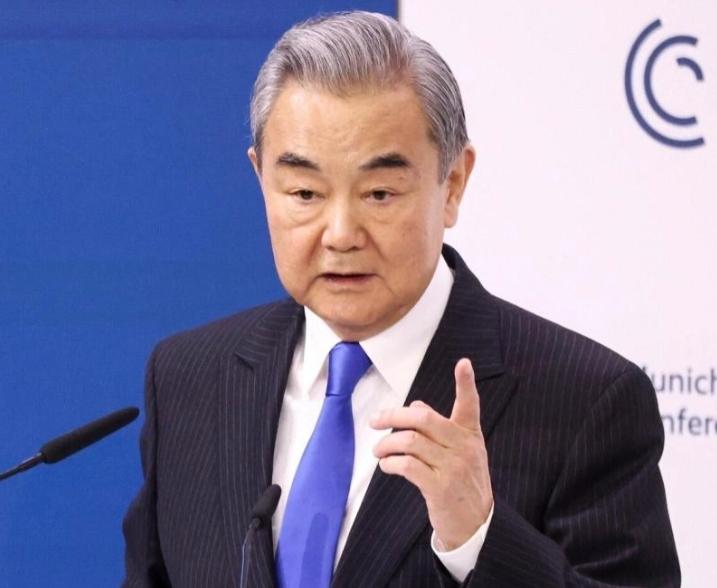 伊朗有救，中国来了对于此刻的伊朗来说，他们终于看到了希望，因为中国已经放话，将