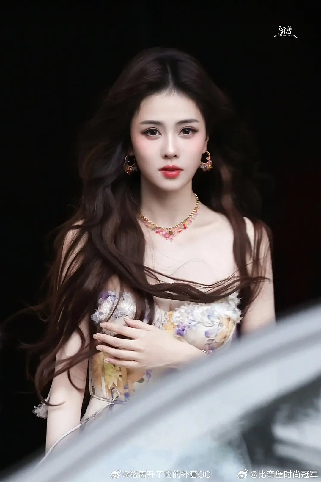 好美的脸，好粗的腰，在线替白鹿求瘦腰不瘦脸的减肥方法