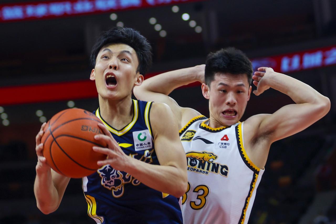 山东队还真的将迎来郭艾伦的最佳传人，当他经过邱彪的精心调教之后，这名后卫极有可能