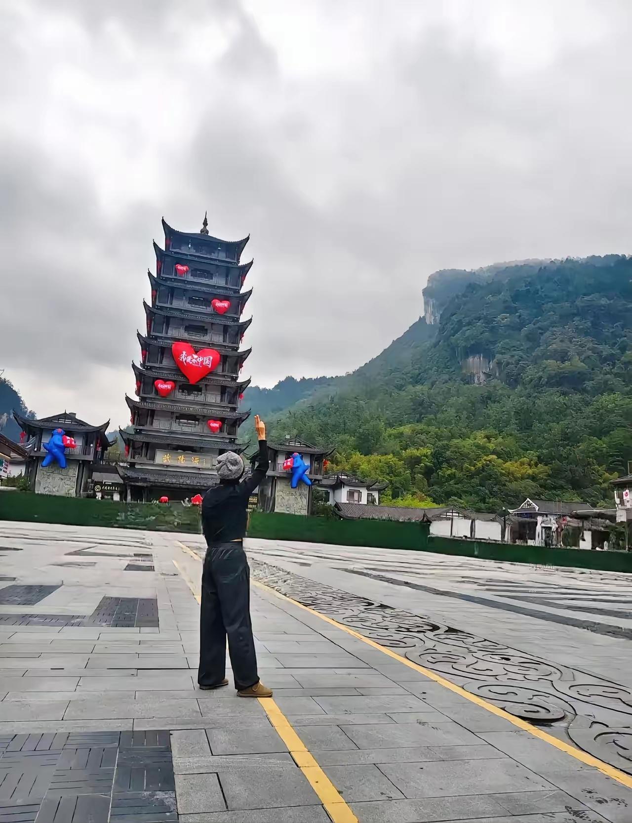 同事查出肺癌晚期，全公司体检慌了：一半人有肺结节，医生却让别紧张？上周公司