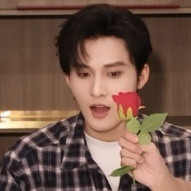 给你花花🌹