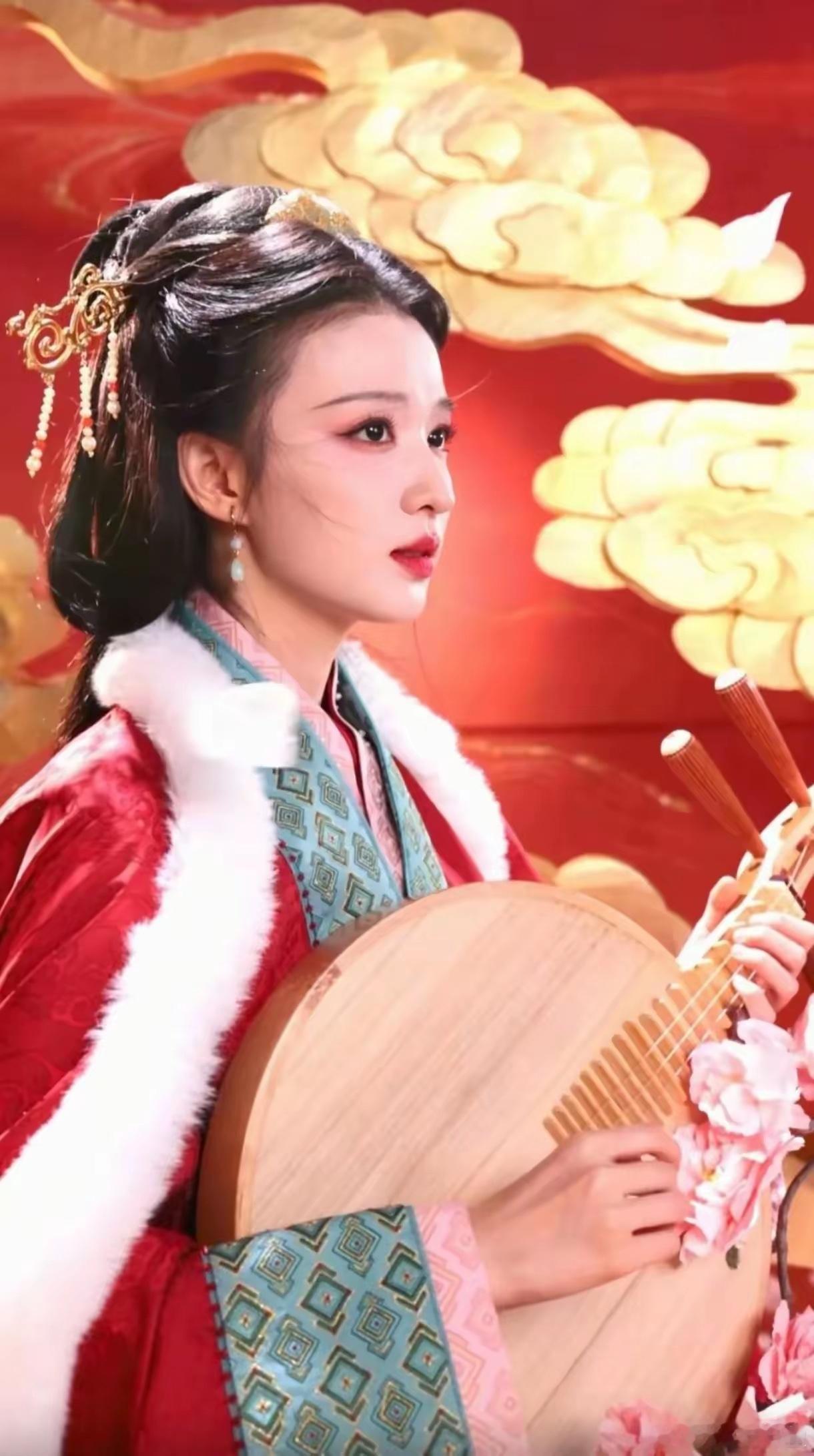 春晚最大的赢家，不是追觅科技老板，也不是李健，更不是周深，而是王楚然，王楚然春晚