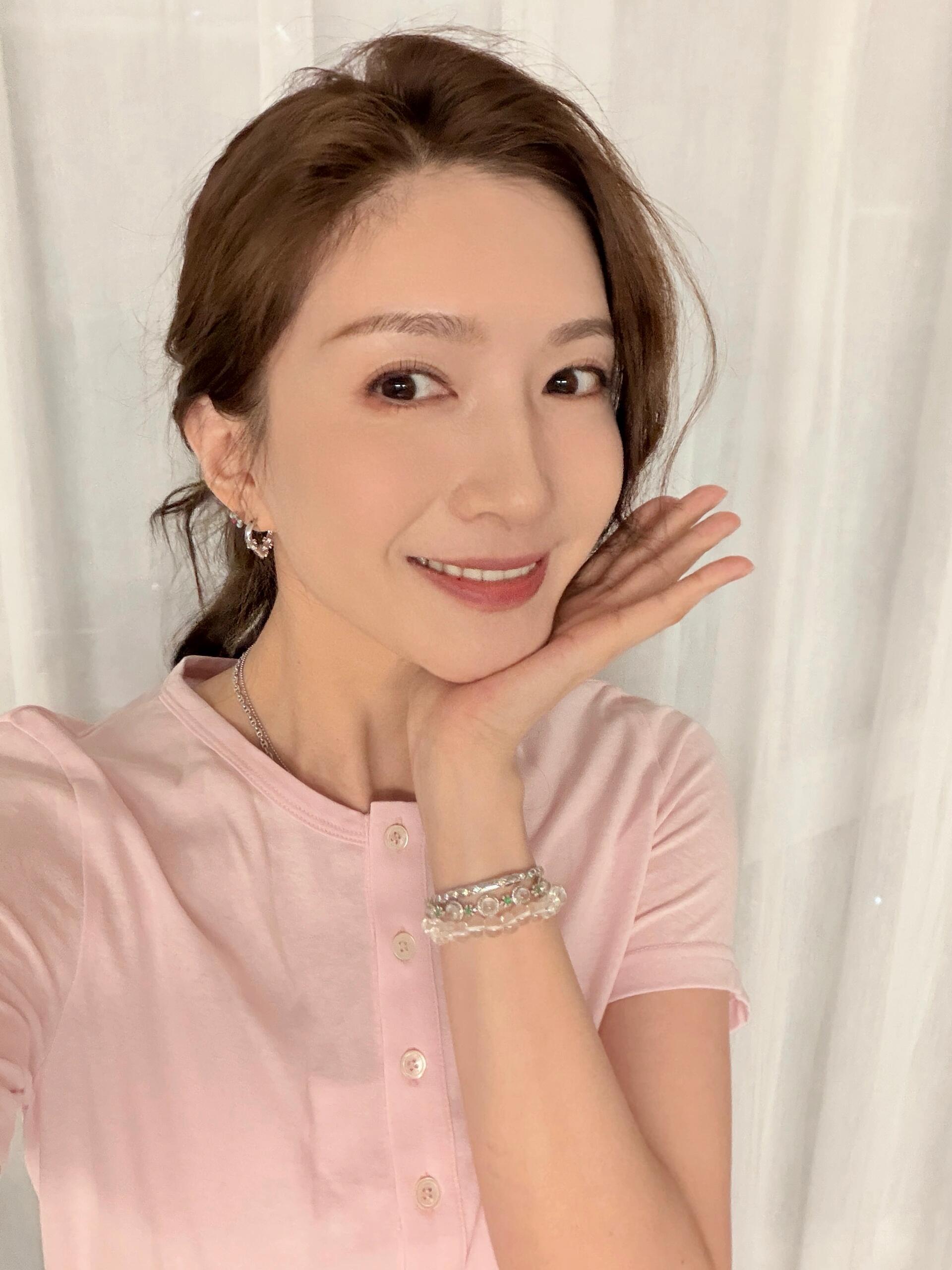 #江疏影#在复制粘贴的时代，你是手写的诗[玫瑰]​​​
