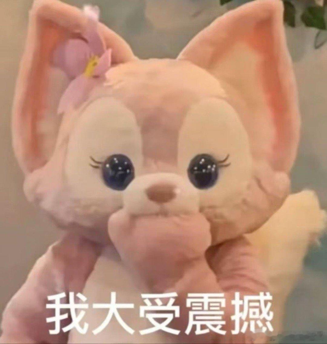 云旗郝熠然vogue盛典从舞台到时尚场，郝熠然切换自如！盛典上简约又不失格调的