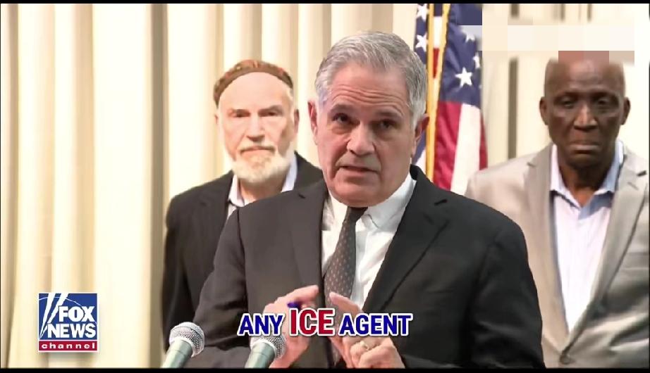 美费城地区检察官拉里·克拉斯纳在明尼阿波利斯枪击案后警告ICE特工：“如果有