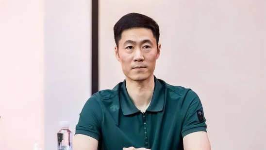 突然发现，王励勤才是人生赢家。1.王励勤从退役之后就回归到省队了，没有选择留