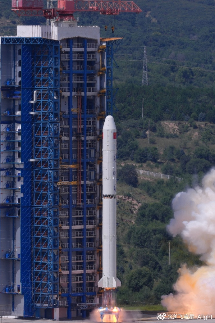 北京时间今天11时02分，长征二号丙运载火箭在太原卫星发射中心点火升空，将SEO
