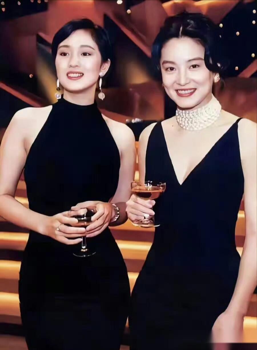 林青霞遇上巩俐,谁更漂亮?林青霞遇上巩俐，美从来没有标准答案提起林青霞与巩