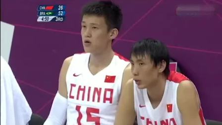 超越欧文?国外13岁初中生花哨进攻集锦_土豆