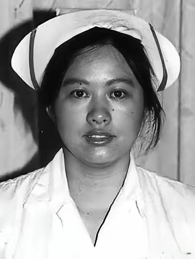 叶欣，1956年7月9日出生于广东徐闻，中国医务人员。2003年3月25日凌晨，