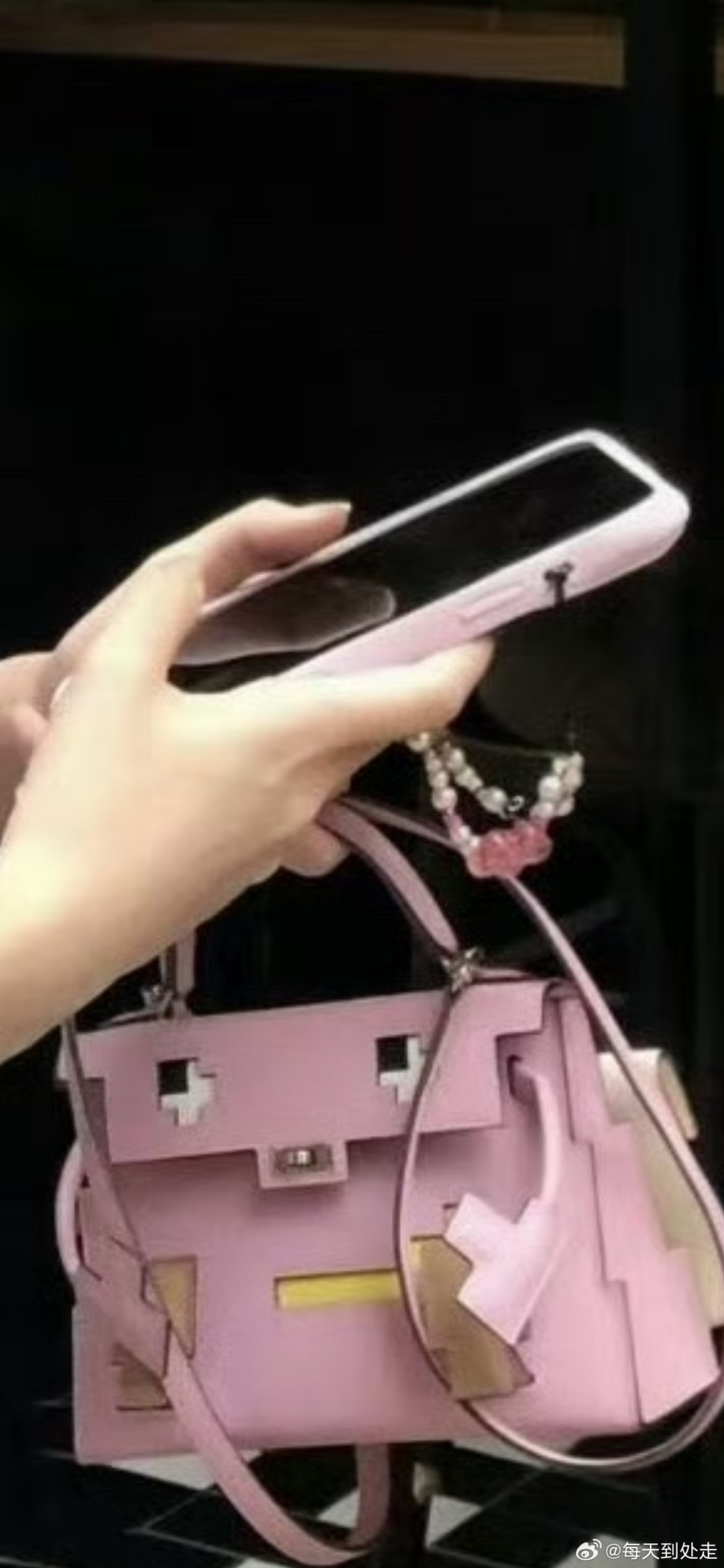 你没看错，这是一台iPhone17ProMax！